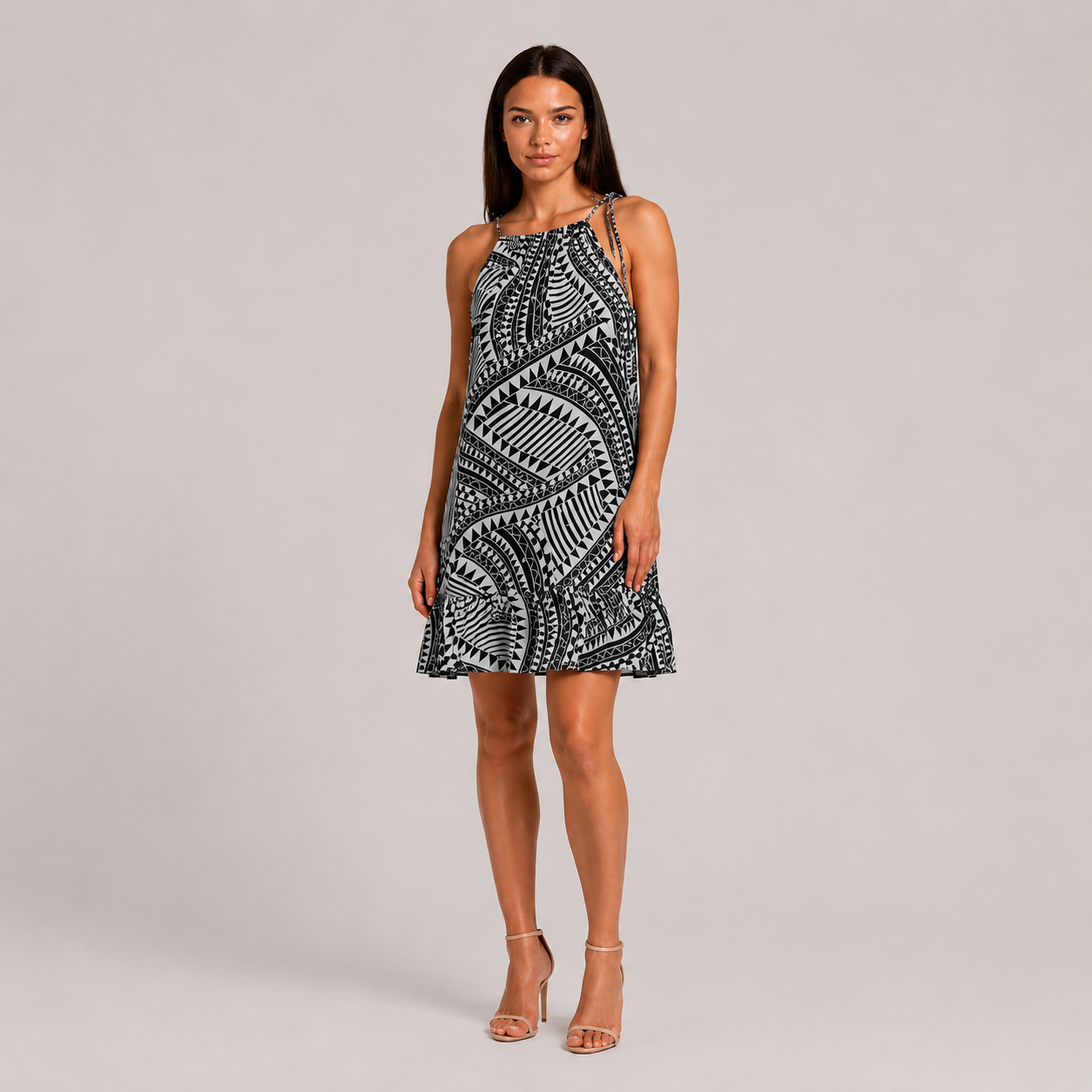 Biała geometryczna Sukienka Szyfonowa Boho Resort Premium Wiązana na Ramionach – Dekolt Halter S/M/L